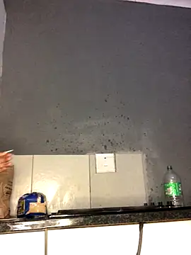 Nicole Liam  online show from 10.21.25