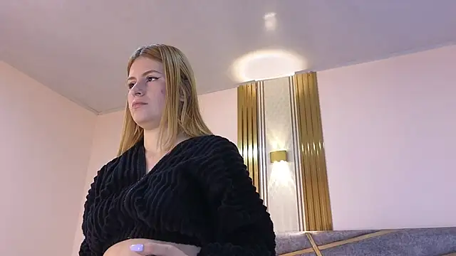Emmaa Blonde online show from 01.17.25