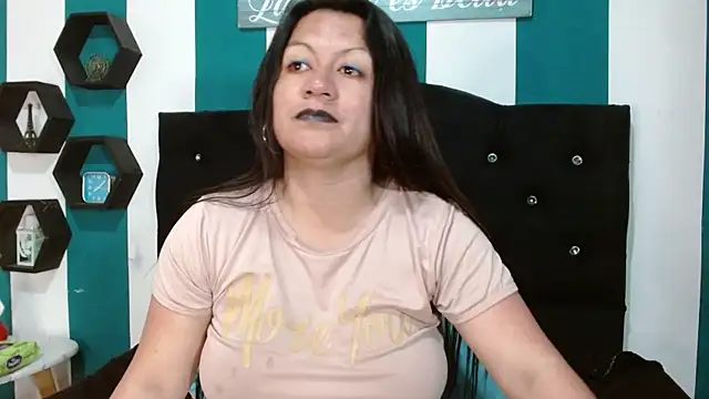 Georgia Klaudet online show from 02.12.25