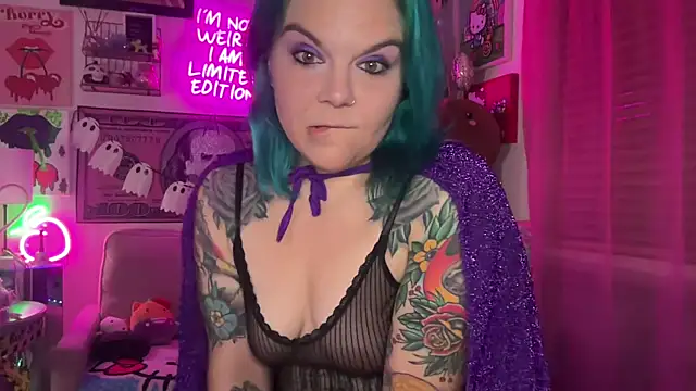 CherryBombBomb online show from 10.28.25