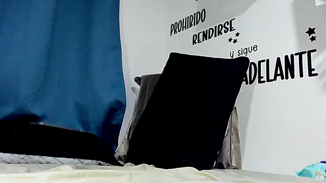 Snapshot of Aronxxs chatting on 11.03.25 Aronxxs online show from 11.03.25