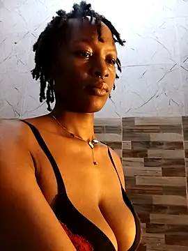 Snapshot of Ayrella02 chatting on 10.19.25 Ayrella02 online show from 10.19.25