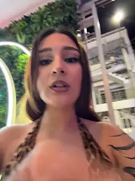 Mon Cherry online show from 04.11.26