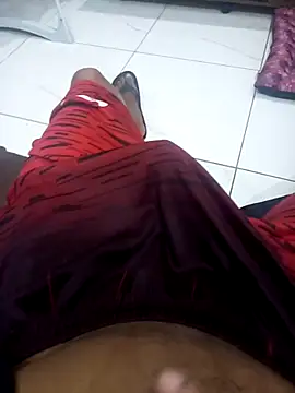 Snapshot of Seductiveblack chatting on 10.04.25 Seductiveblack online show from 10.04.25