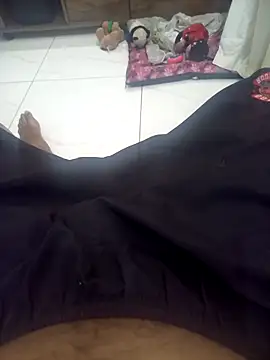 Snapshot of Seductiveblack chatting on 10.17.25 Seductiveblack online show from 10.17.25