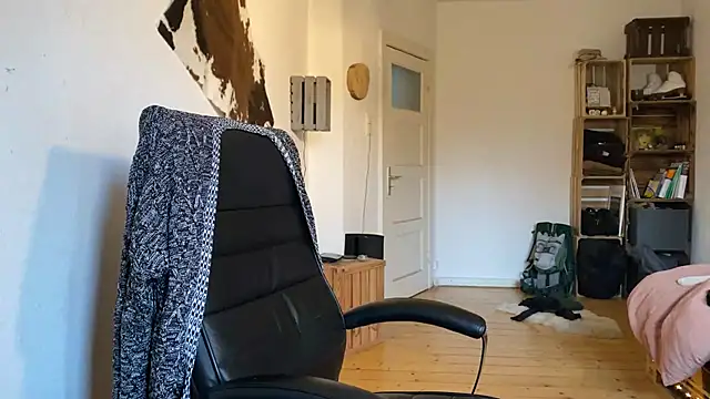 secretly naked online show from 02.16.25