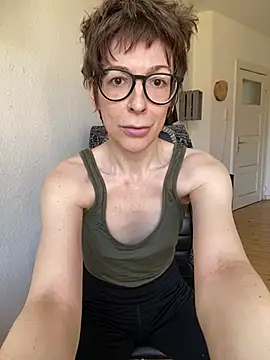 secretly naked online show from 03.22.25