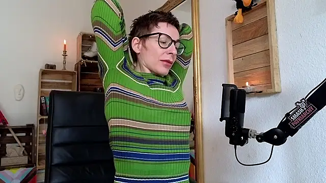 secretly naked online show from 09.15.25