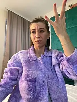 LunaWills  online show from 12.22.24