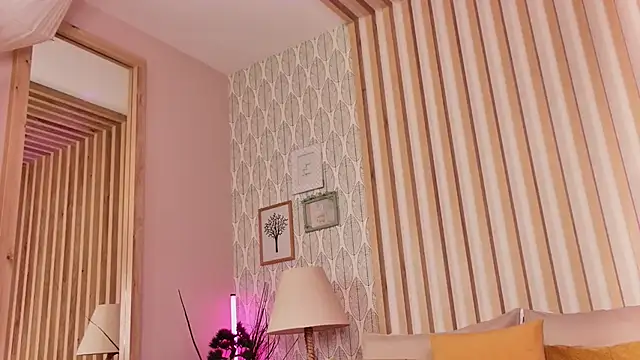 LunaWills  online show from 10.07.25