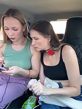 Snapshot of LavenderHot chatting on 10.14.25 LavenderHot online show from 10.14.25