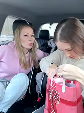 Snapshot of LavenderHot chatting on 10.15.25 LavenderHot online show from 10.15.25