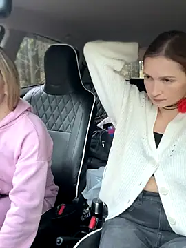 Snapshot of LavenderHot chatting on 10.20.25 LavenderHot online show from 10.20.25