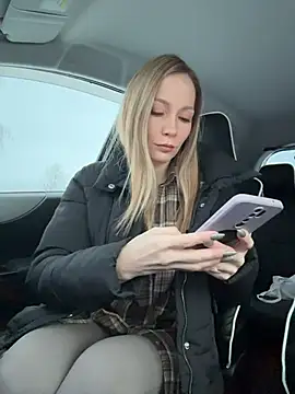 LavenderHot online show from 11.25.25