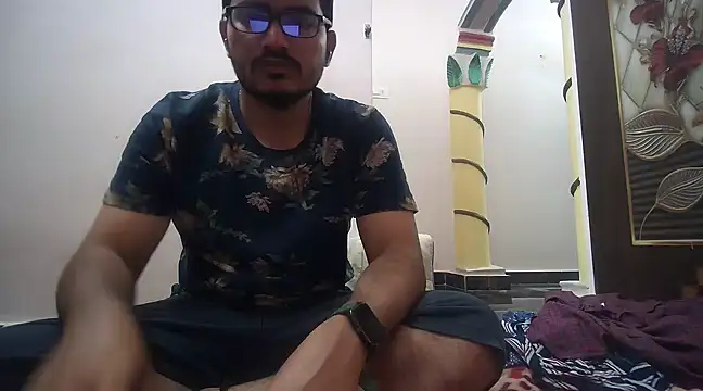 Snapshot of naughtymike0007 chatting on 01.27.25 naughtymike0007 online show from 01.27.25