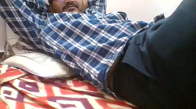 Snapshot of naughtymike0007 chatting on 02.12.25 naughtymike0007 online show from 02.12.25