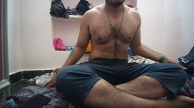 Snapshot of naughtymike0007 chatting on 03.18.25 naughtymike0007 online show from 03.18.25