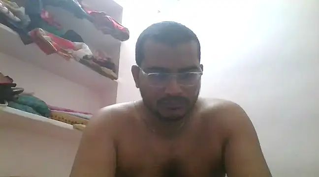 Snapshot of naughtymike0007 chatting on 03.20.25 naughtymike0007 online show from 03.20.25