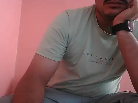 naughtymike0007 online show from 03.03.26