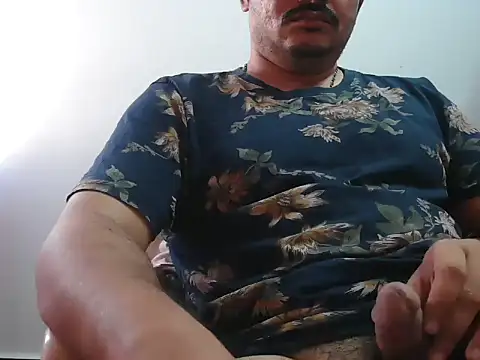 naughtymike0007 online show from 04.21.26