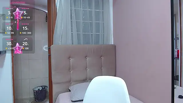 sofia her online show from 02.25.25