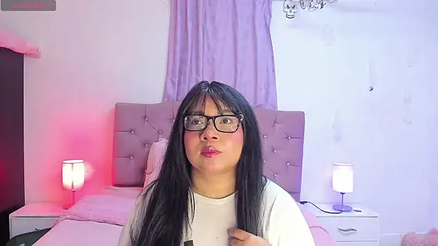 Latinabombsheell online show from 10.07.25