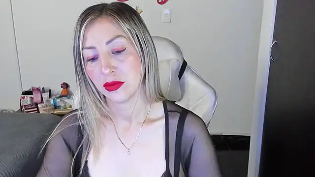 Andreina Suann online show from 11.07.25