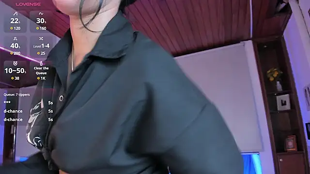 Snapshot of saracorraless chatting on 02.11.25 saracorraless online show from 02.11.25