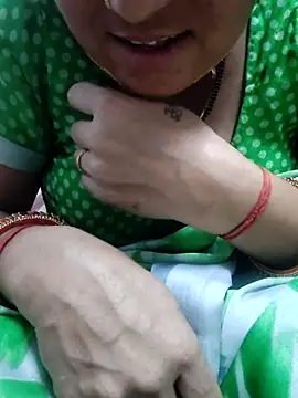 Snapshot of Januhot18 chatting on 02.16.25 Januhot18 online show from 02.16.25