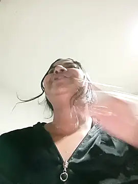 Giselabrunette25 online show from 09.19.25