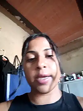 Giselabrunette25 online show from 12.20.25