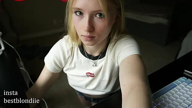 bestblonde online show from 03.15.25