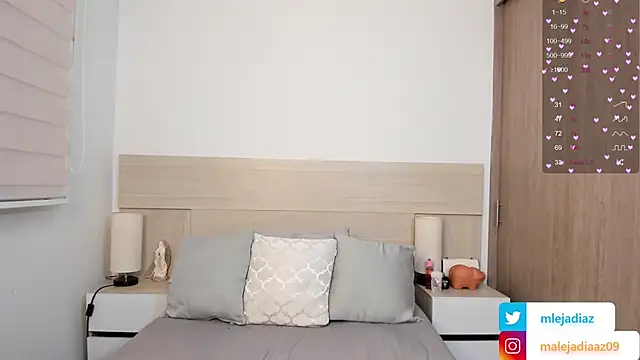 MalejaDiaz  online show from 11.30.25