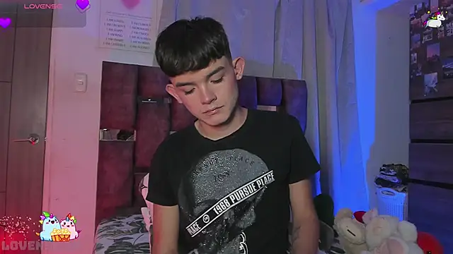 Angelo 018 online show from 01.26.25