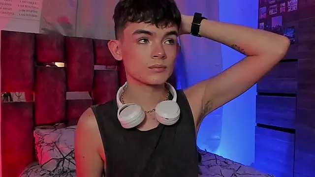 Angelo 018 online show from 02.08.25