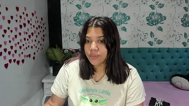 Snapshot of LindaBreeS chatting on 01.16.25 LindaBreeS online show from 01.16.25