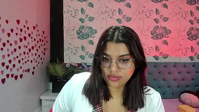 Snapshot of LindaBreeS chatting on 01.16.25 LindaBreeS online show from 01.16.25