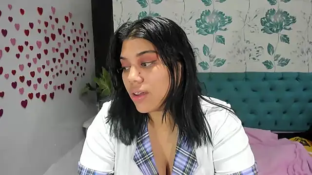 Snapshot of LindaBreeS chatting on 01.31.25 LindaBreeS online show from 01.31.25