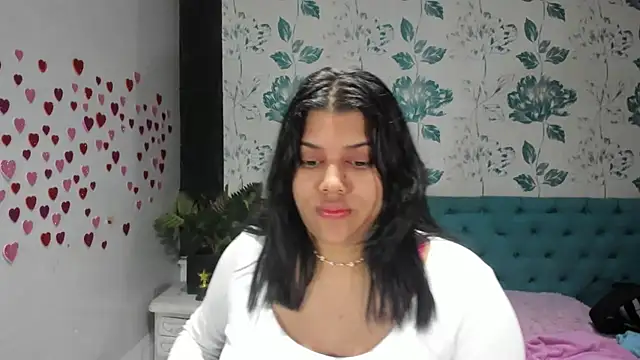 Snapshot of LindaBreeS chatting on 03.17.25 LindaBreeS online show from 03.17.25