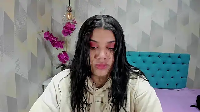 LindaBreeS online show from 10.20.25