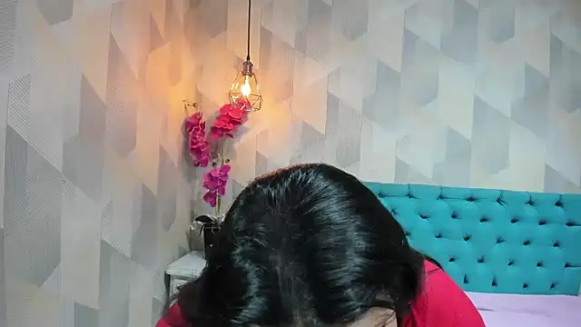 LindaBreeS online show from 07.04.26
