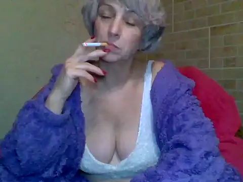 Lorie Carrie online show from 12.25.24