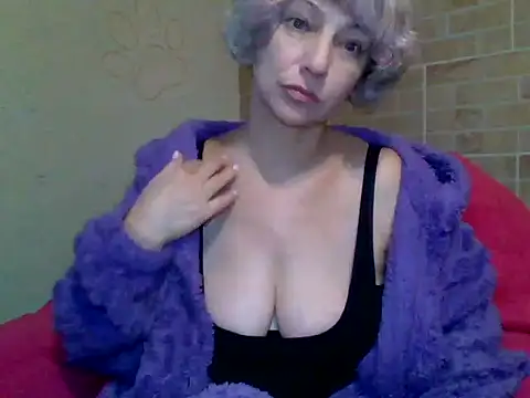 Lorie Carrie online show from 01.02.25