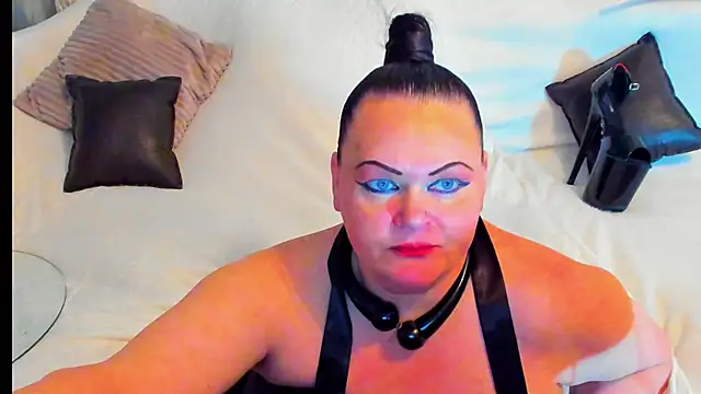 MilanaBiegert online show from 12.18.24