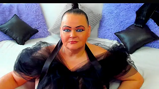 Snapshot of MilanaBiegert chatting on 06.05.26 MilanaBiegert online show from 06.05.26