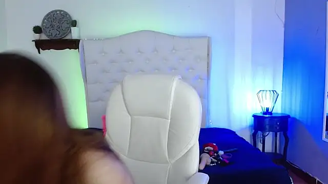 Snapshot of elena_detroya chatting on 12.16.24 elena detroya online show from 12.16.24