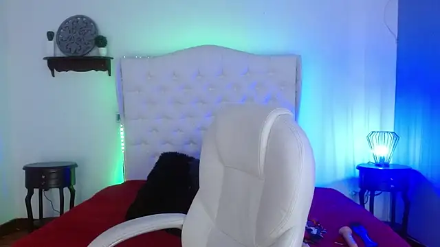 Snapshot of elena_detroya chatting on 01.16.25 elena detroya online show from 01.16.25