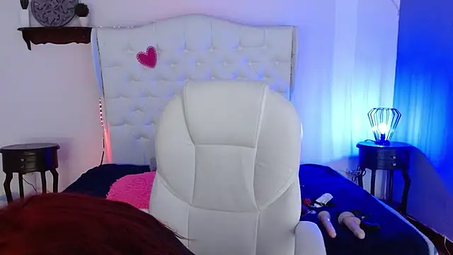 Snapshot of elena_detroya chatting on 01.29.25 elena detroya online show from 01.29.25