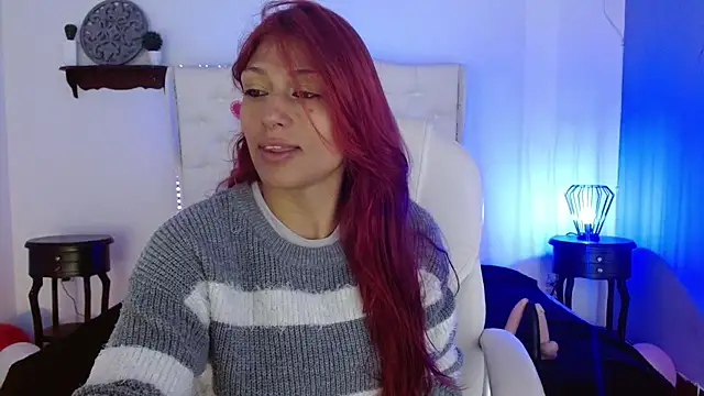 Snapshot of elena_detroya chatting on 02.10.25 elena detroya online show from 02.10.25