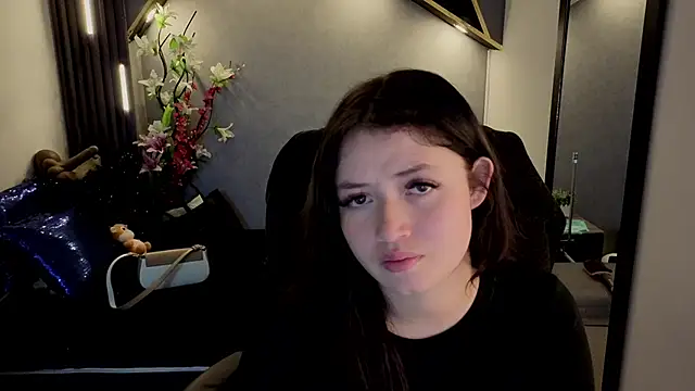 almma shy online show from 09.23.25